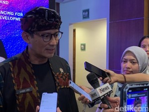 Sandiaga Sebut Kunjungan Paus Fransiskus Berdampak ke Sektor Pariwisata