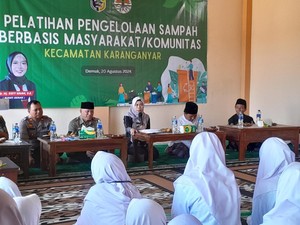 Bupati Demak Ajak Pesantren Kelola Sampah Jadi Cuan