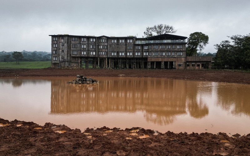 Treetops Hotel di Taman Nasional Aberdare, Nyeri, Kenya, tempat Ratu Elizabeth saat masih muda menginap saat naik takhta sebagai Ratu Inggris pada tahun 1952. (REUTERS/Monicah Mwangi) Treetops Hotel di Taman Nasional Aberdare, Nyeri, Kenya, tempat Ratu Elizabeth saat masih muda menginap saat naik takhta sebagai Ratu Inggris pada tahun 1952. (REUTERS/Monicah Mwangi)