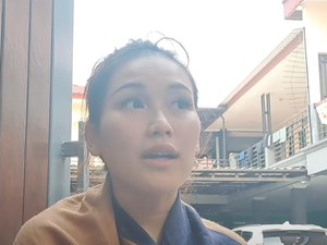 Ayu Ting Ting Ungkap Kondisi Ibu dan Ayah Usai Cucu Ketiga Meninggal Dunia