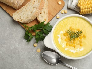 8 Rekomendasi Makanan untuk Orang Sakit yang Bernutrisi, Nggak Cuma Bubur!