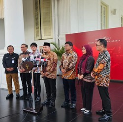 Jokowi Panggil Ketua & Anggota KPU Jelang Pilkada ke Istana, Ada Apa?