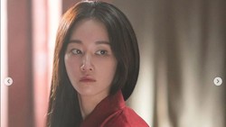 Tuai Kritik, Jeon Jong Seo Unfollow Akun IG Penyebar Kebencian ke Hyeri