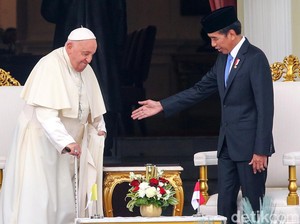 Makna Kunjungan Paus ke Indonesia