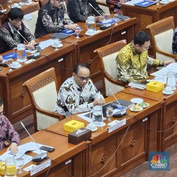 Pendapatan Frekuensi Tak Bisa Dipakai 100%, Menkominfo Surati Menkeu