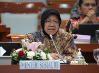 DPR Restui Usul Risma Tambah Rp 9,61 T, Untuk Program Apa Saja?