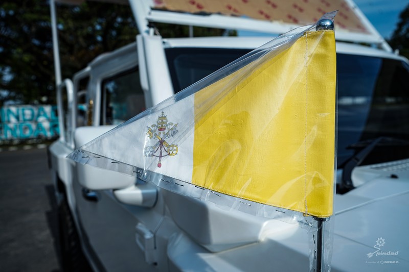 Mobil nasional kendaraan taktis (rantis) Maung akan digunakan oleh Paus Fransiskus saat melalukan inspeksi dan menyapa umat dalam acara Misa Suci yang rencananya bakal digelar si GBK, Senayan, Jakarta pada Kamis (5/9/2024) mendatang. Mobil nasional kendaraan taktis (rantis) Maung akan digunakan oleh Paus Fransiskus saat melalukan inspeksi dan menyapa umat dalam acara Misa Suci yang rencananya bakal digelar si GBK, Senayan, Jakarta pada Kamis (5/9/2024) mendatang. (Dok. Pindad)