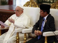 Duduk Samping Jokowi, Paus Fransiskus Bahas Kekerasan dan Intoleransi