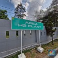 Pembangkit Listrik Tenaga Panas Bumi (PLTP) Kamojang berhasil memproduksi hidrogen hijau (green hydrogen) berbasis panas bumi. Green hydrogen plant (GHP) pada pembangkit EBT ini akan memasok hidrogen hijau untuk Hydrogen Refueling Station (HRS) Se