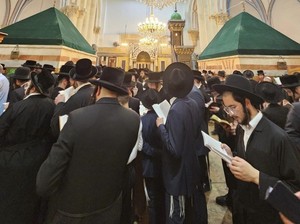 Ribuan Pemukim Israel Gelar Konser di Halaman Masjid Ibrahimi Hebron