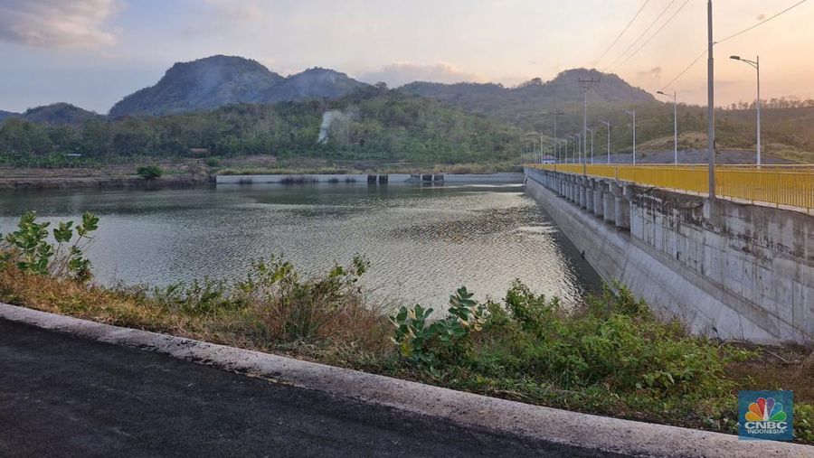 PLTA Jatigede milik PT PLN. (վ/Verda Nano Setiawan)