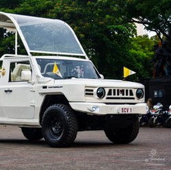 Keren! Pindad Modifikasi Maung Jadi Popemobile untuk Paus Fransiskus