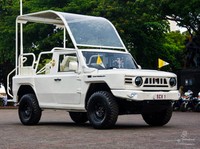 Keren! Pindad Modifikasi Maung Jadi Popemobile untuk Paus Fransiskus
