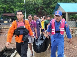Siswi SMA di Karimun Lompat ke Laut, Ditemukan dalam Kondisi Meninggal