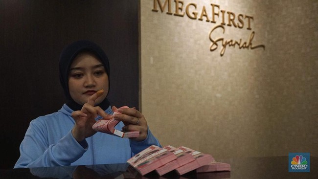 Krisis Global sebagai Titik Tolak Rebranding Keuangan Syariah