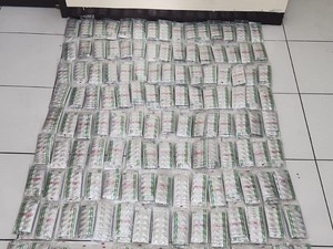 Erik Tak Berkutik Diciduk Polisi gegara Edarkan Obat Haram