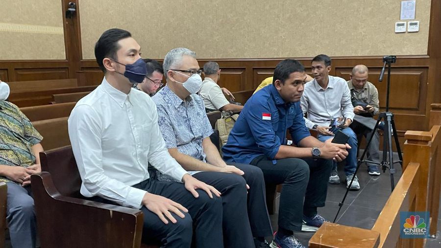 Harvey Moeis tiba di Pengadilan Negeri Jakarta, Kamis (5/9/2024). (CNBC Indonesia/Romys Binekasri)