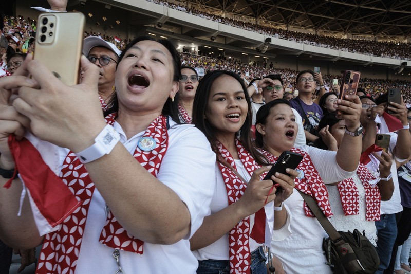 Pesawat yang membawa Paus Fransiskus tiba di Bandara Internasional Soekarno-Hatta di Jakarta pada Selasa (3/9/2024). Pesawat yang membawa Paus Fransiskus tiba di Bandara Internasional Soekarno-Hatta di Jakarta pada Selasa (3/9/2024). (Photo by BAY ISMOYO / AFP)
