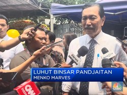 Luhut Mengenang Faisal Basri: Kita Berbeda, Tapi Kita Tetap Teman