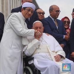 Penuh Hormat, Al-Qur'an & Injil Buka Pertemuan Paus dan Imam Istiqlal