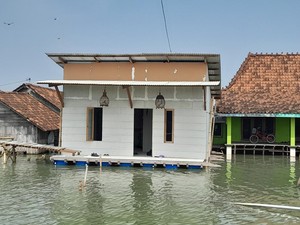 Inovasi Bupati Demak Bikin Rumah Mumbul untuk Hadapi Gempuran Rob