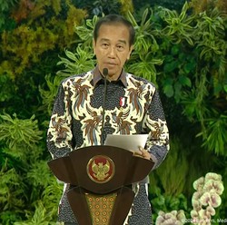 Jokowi: Faisal Basri Ekonom yang Kritis