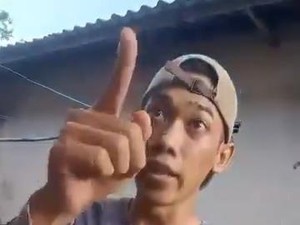 Ruwetnya Pria Jombang Ini, Marah-marah Lalu Pukul Kurir Paket COD