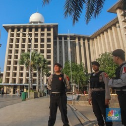 Pengamanan Ketat Masjid Istiqlal Jelang Kunjungan Paus Fransiskus