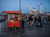 Bukan Paris! Ini 10 Kota yang Paling Sering Didatangi Turis