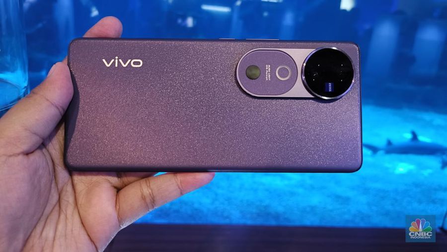 Vivo V40