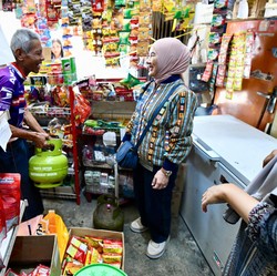 Dirut Pertamina Cek Ketersediaan Elpiji 3 Kg di Surakarta