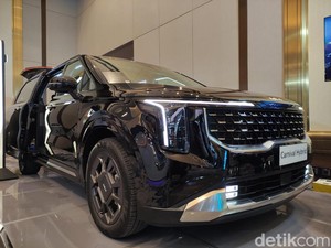 KIA Pamerkan Mewahnya Carnival Hybrid di Hub Space 2024, Ini Kelebihannya