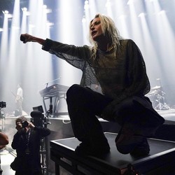 Linkin Park Umumkan Emily Armstrong sebagai Vokalis Baru