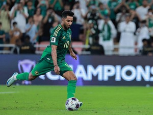 Al Dawsari Bisa Taklukkan Martinez, tapi Tidak Lawan Paes