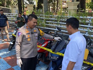 Polisi Tangkap Pencuri Motor Bermodus COD di Subang