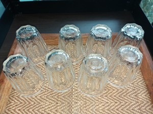 3 Bahan Ajaib yang Ampuh Bersihkan Noda Bandel pada Gelas