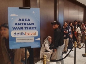 Ada Tiket Pesawat Gratis di Hub Space, Pengunjung Datang Sejak Pagi