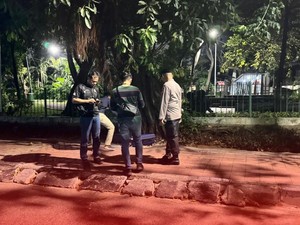 Koper Biru Mencurigakan Bikin Panik Warga Koja Jakut, Polisi Turun Tangan