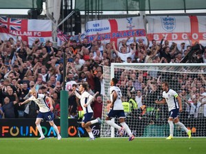 Republik Irlandia Vs Inggris: Tiga Singa Menang 2-0