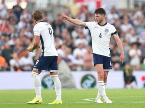 Irlandia Vs Inggris: Declan Rice Kok Ogah Jadi Kapten Tiga Singa?