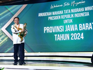 Pemprov Jabar Raih Penghargaan Wahana Tata Nugraha Wiratama 2024
