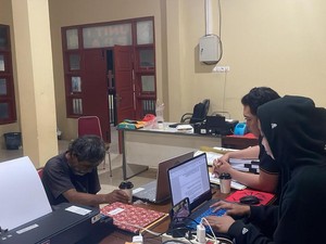 Tampang Pria Sinjai Tertunduk Lesu Usai Perkosa Menantu Saat Anak-Istri Kerja