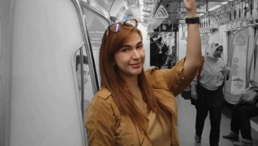 Puput Novel, mantan penyanyi cilik yang pernah bersinar di era 1990-an, meninggal dunia pada Minggu (8/9/2024) di usia 50 tahun. (Instagram @puputnovel_)