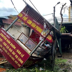 Topan Terkuat di Asia Acak-Acak Vietnam, Pabrik Korea-Jepang 'Bahaya'