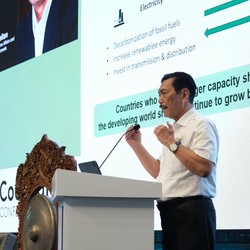 Luhut: 28.000 Orang Kaya Cari Tempat Taruh Duit, Family Office Dikebut