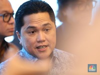 Pertamina Ganti Dirut, Erick Bicara Soal Nicke dan Simon Mantiri