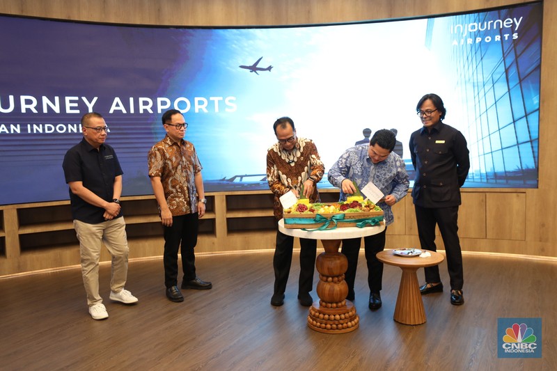 Peresmian Merger PT Angkasa Pura 1 dan PT Angkasa Pura 2 menjadi PT Angkasa Pura Indonesia, di kantor InJourney, Gedung Sarinah Lantai 14, Jakarta, Senin (9/9/2024). (²©²ÊÍøÕ¾/Tri Susilo) Peresmian Merger PT Angkasa Pura 1 dan PT Angkasa Pura 2 menjadi PT Angkasa Pura Indonesia, di kantor InJourney, Gedung Sarinah Lantai 14, Jakarta, Senin (9/9/2024). (²©²ÊÍøÕ¾/Tri Susilo)
