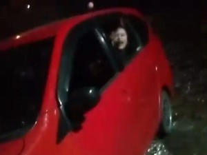 Pemobil Buang Sampah Sembarangan di Jalur Puncak Ditegur Malah Marah
