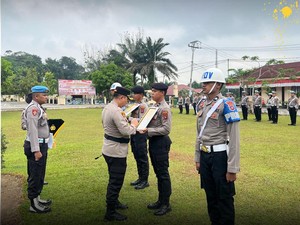 2 Personel Polres Dharmasraya Di-PTDH gegara Bolos Kerja