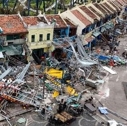 Topan Terkuat Asia Acak-Acak Tetangga RI, 226 Orang Tewas